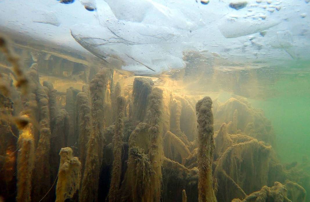 Gölde kale burcu ve duvar kalıntıları bulundu! Su altı turizmine katkı sağlayacak 12